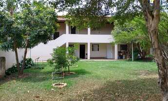 Imagem: Construída em 2002, esta chácara é uma