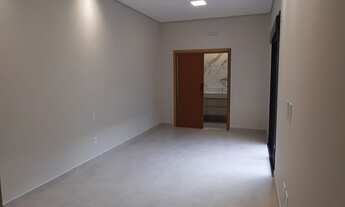 Imagem 5: Venha conhecer essa maravilhosa casa com acabamentos de alta qualidade e todos os detalhes