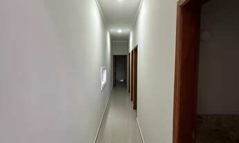 Imagem 2: Imperdível oportunidade! Este belíssimo imóvel conta com 3 dormitórios, sendo 1 suíte com