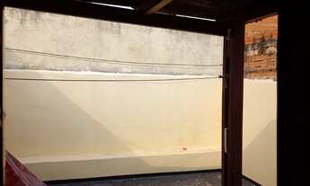 Imagem 3: Casa á venda com a localização privilegiada, próximo ao centro da cidade e diversas avenid