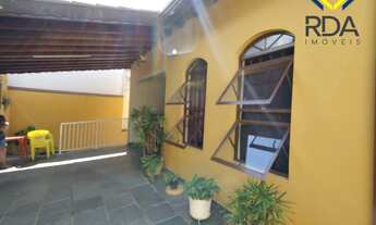 Imagem 6: Se você procura um lar aconchegante e espaçoso com 4 quartos, destaque fica por conta do q