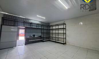 Imagem 3: Salão Comercial de Alto Padrão no Centro de Indaiatuba-SP: 2 Salas, 1 Banheiro e 80m² de Á