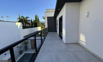 Imagem 4: Casa à venda em Jundiaí-SP: 4 quartos, 2 suítes, 3 banheiros, 2 vagas, 215 m² na Reserva E