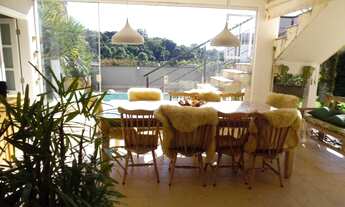 Imagem: Casa de alto padrão em condomínio à venda