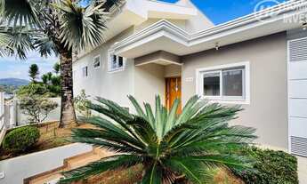 Imagem: Casa de alto padrão em condomínio Malota