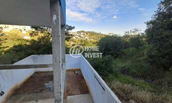 Imagem 7: Imperdível casa à venda na cidade de X, no bairro Y, com 4 quartos, 1 sala, 4 banheiros, 3