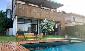 Imagem 3: Sobrado de alto padrão no Condomínio Reserva da Serra em Jundiaí-SP: 4 quartos, 3 suítes