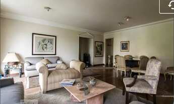 Imagem 2: 3 dormitórios, 1 suítes, 4 banheiro, 3 vagas na garagem, 158M² de Área Construída