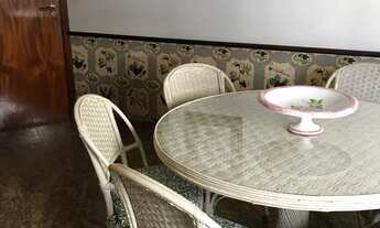 Imagem 6: 4 dormitórios, 4 suíte, 5 banheiro, 4 vagas na garagem, 300M² de Área Construída