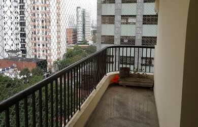 Imagem 3: 4 dormitórios, 2 suíte, 5 banheiro, 3 vagas na garagem, 212M² de Área Construída