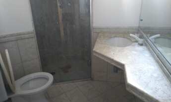 Imagem 7: 3 dormitórios, 1 suítes, 4 banheiro, 3 vagas na garagem, 218M² de Área Construída