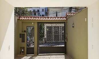 Imagem 3: 4 dormitórios, 2 suíte, 4 banheiro, 4 vagas na garagem, 210M² de Área Construída