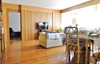 Imagem 3: 3 dormitórios, 1 suítes, 4 banheiro, 1 vaga na garagem, 190M² de Área Construída