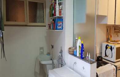 Imagem 7: 3 dormitórios, 1 suítes, 2 banheiro, 2 vagas na garagem, 159M² de Área Construída