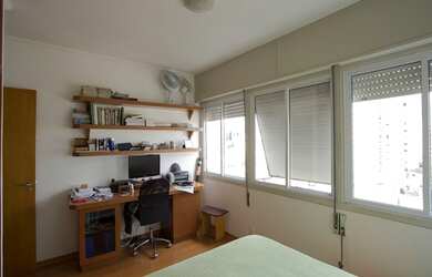 Imagem 6: 3 dormitórios, 1 suítes, 3 banheiro, 2 vagas na garagem, 104M² de Área Construída