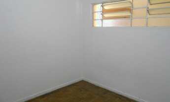 Imagem 5: 2 dormitórios, 1 banheiros, 1 vaga na garagem, 80M² de Área Construída