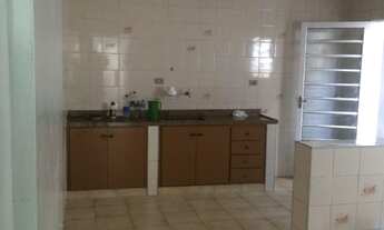 Imagem: 3 dormitórios, 2 banheiro, 2 vagas na garagem