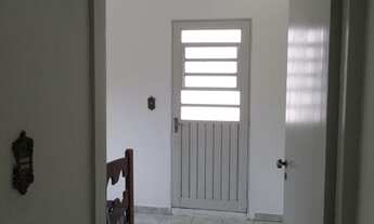 Imagem 4: 3 dormitórios, 2 banheiro, 2 vagas na garagem, 190M² de Área Construída