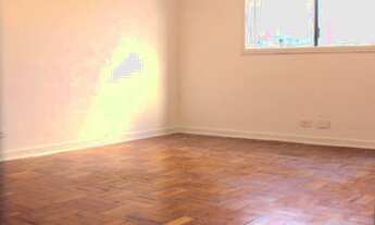 Imagem 4: 3 dormitórios, 1 suítes, 2 banheiro, 1 vaga na garagem, 190M² de Área Construída