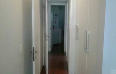 Imagem 2: 3 dormitórios, 1 suítes, 4 banheiro, 3 vagas na garagem, 143M² de Área Construída