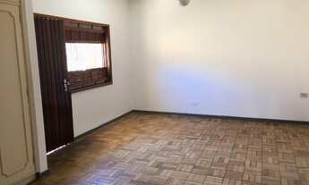 Imagem 2: 3 dormitórios, 3 suíte, 5 banheiro, 3 vagas na garagem, 300M² de Área Construída