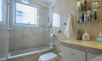 Imagem 6: 3 dormitórios, 1 suítes, 2 banheiro, 1 vaga na garagem, 130M² de Área Construída