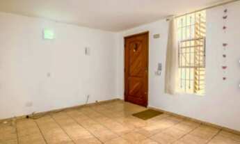 Imagem 2: 2 dormitórios, 1 banheiros, 1 vaga na garagem, 52M² de Área Construída