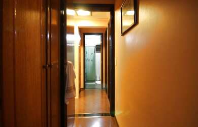 Imagem 6: 3 dormitórios, 1 suítes, 3 banheiro, 2 vagas na garagem, 129M² de Área Construída