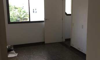 Imagem 2: 3 dormitórios, 3 suíte, 5 banheiro, 4 vagas na garagem, 285M² de Área Construída