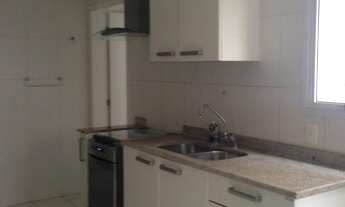 Imagem 6: 3 dormitórios, 3 suíte, 3 vagas na garagem, 243M² de Área Construída