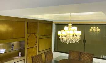 Imagem 7: 5 dormitórios, 2 suíte, 4 vagas na garagem, 366M² de Área Construída