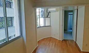 Imagem 2: 1 dormitório, 1 banheiros, 1 vaga na garagem, 44M² de Área Construída