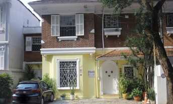 Imagem 2: 2 banheiro, 4 vagas na garagem