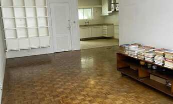 Imagem 3: 2 dormitórios, 1 suítes, 3 banheiro, 1 vaga na garagem, 130M² de Área Construída