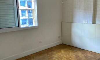 Imagem 2: 2 dormitórios, 1 suítes, 3 banheiro, 1 vaga na garagem, 130M² de Área Construída