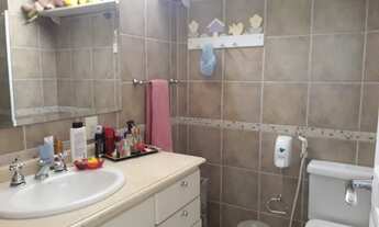 Imagem 6: 4 dormitórios, 2 suíte, 1 vaga na garagem, 140M² de Área Construída