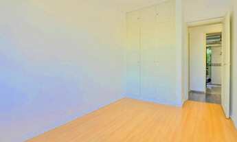 Imagem 6: 3 dormitórios, 1 suítes, 3 banheiro, 1 vaga na garagem, 120M² de Área Construída