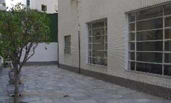 Imagem 2: 3 dormitórios, 3 suíte, 5 banheiro, 4 vagas na garagem, 220M² de Área Construída