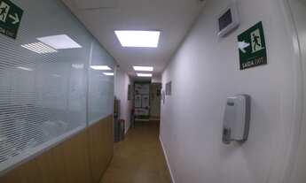 Imagem 7: 4 vagas na garagem, 356M² de Área Construída