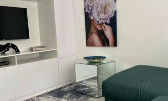 Imagem 4: 4 dormitórios, 3 suíte, 6 banheiro, 3 vagas na garagem, 320M² de Área Construída