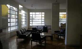 Imagem 3: 3 dormitórios, 3 suíte, 5 banheiro, 4 vagas na garagem, 220M² de Área Construída