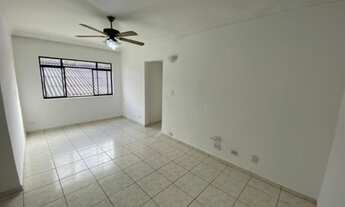 Imagem: 2 dormitórios, 1 banheiros, 1 vaga na garagem