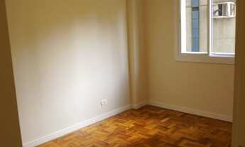 Imagem 5: 3 dormitórios, 4 banheiro, 3 vagas na garagem, 250M² de Área Construída