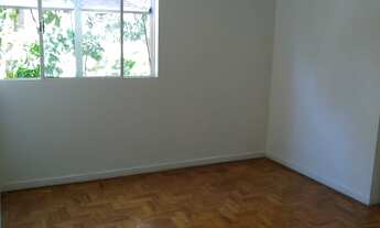 Imagem 6: 3 dormitórios, 1 banheiros, 1 vaga na garagem, 120M² de Área Construída