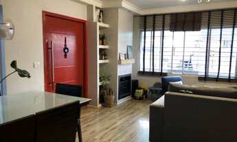 Imagem 1: 3 dormitórios, 1 suítes, 3 banheiro, 2 vagas na garagem