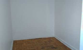 Imagem 5: 3 dormitórios, 1 banheiros, 1 vaga na garagem, 120M² de Área Construída