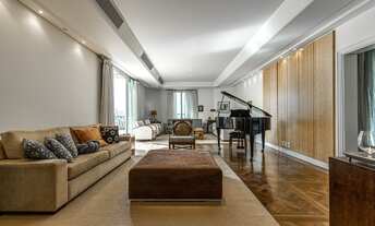 Imagem 2: 5 dormitórios, 5 suíte, 7 banheiro, 7 vagas na garagem, 616M² de Área Construída