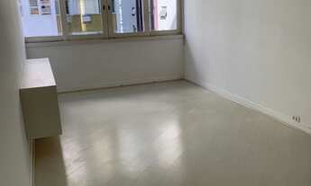 Imagem: 1 dormitório, 1 banheiros, 1 vaga na garagem