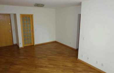 Imagem 3: 3 dormitórios, 1 suítes, 4 banheiro, 3 vagas na garagem, 109M² de Área Construída