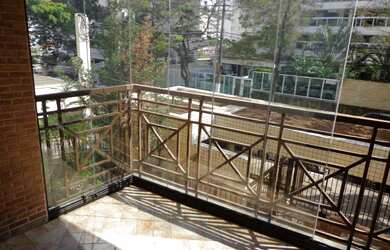 Imagem 6: 3 dormitórios, 1 suítes, 4 banheiro, 3 vagas na garagem, 109M² de Área Construída